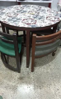 میزغذاخوری
