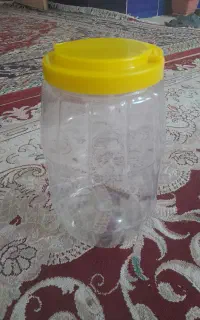 ظرف پلاستیکی