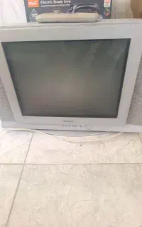 tv سایز ۲۱  سامسونگ اصلی در حد نو