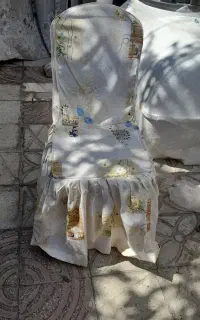 صندلی آهنی با روکش پارچه