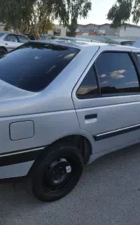 پژو 405 نقره ای