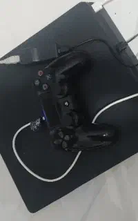 کنسول بازی ps4 معاوضه ندارم