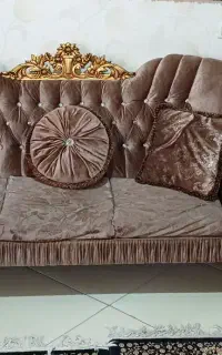 مبلمان ۷نفره ومیزناهارخوری