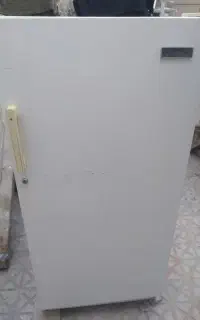 یک عدد یخچال ایران پویاو بوش المانی