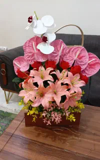 سبد گل مصنوعی