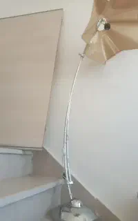 آباژوره ایستاده