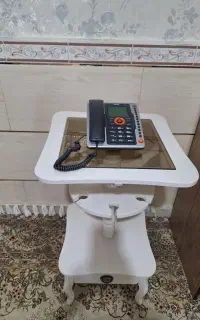 میزتلفن و جاکفشی