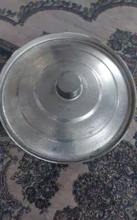 یک قابلمه تمیز وسالم