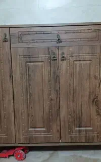 جاکفشی ۴ درب