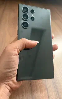 سامسونگ s24 ultra در حدنو همراه گلس،قاب و جعبه
