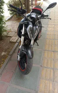 بنلی ۱۸۰s مدل۱۳۹۹