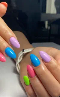 (تخفیفات بهاری)خدمات تخصصی ناخن و آموزش درماسال