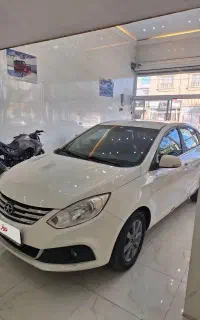 جک j4 مدل ۴۰۲ اتومات