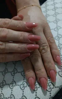 کاشت ناخن ادب کوچه کافه جزیره