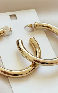 گوشواره نیم حلقه ای مدل طلایی مینیمال کیوت