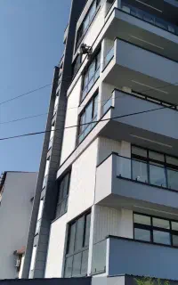 پیچ و رولپلاک نما بدونه داربست
