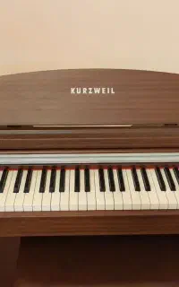 پیانو دیجیتال Kurzweil M110