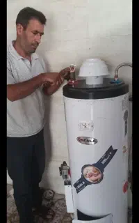 تعمیرات نصب سرویس آبگرمکن گازی مخزنی و برقی دیوار