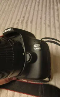 دوربین کنون1200D