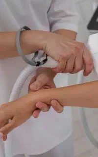 جشنواره لیزر موهای زائد بانوان