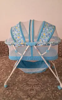 تخت گهواره شو در حد نو