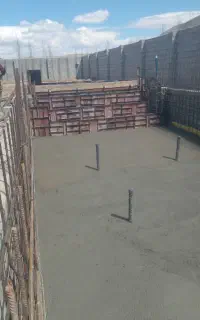 آرماتور بندی اسکلت فلزی استخر سوله