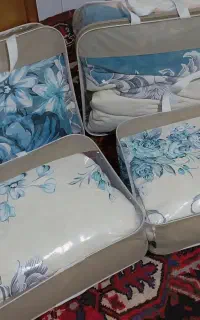4تا روفرشی کشدار 12 متری از کاورش بیرون درنیومده
