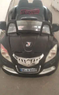 ماشین شارژی رنگ مشکی