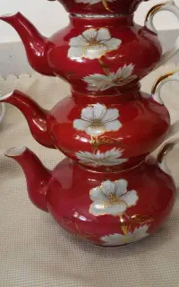 خریدوفروش قوری قدیمی فنجان نعلبکی ارکوپال