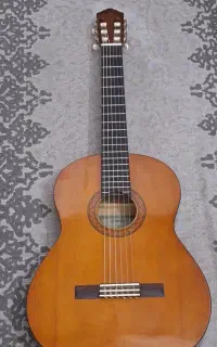 گیتار Yamaha C40