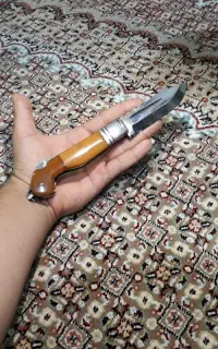 چاقو کهربا با قدمت بالا