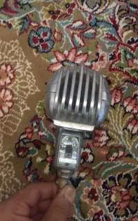 میکروفن قدیمی آمریکایی