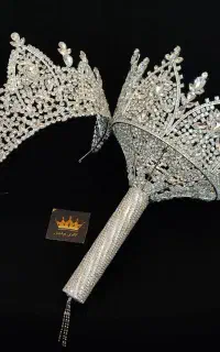 استند و تاج عروس و گوشواره