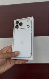 ایفون 17 پرومکس 256 zaa