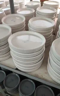 پایه چوبی شلف گلدان