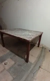 میز چوبی