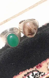 انگشتر حاجی کتاب وشجر زیبا