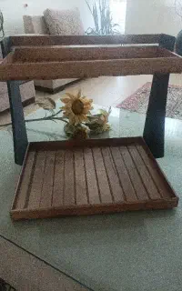 استند چوبی