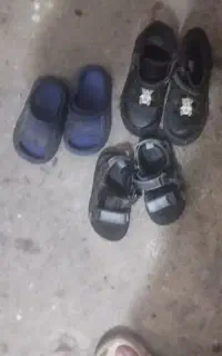 فروش چند عدد کفش کودک دو ساله