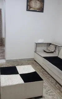 سویت وسط شهر جنب قلعه فلک الافلاک