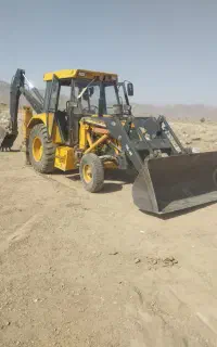 بیل بکهو آماده بکار