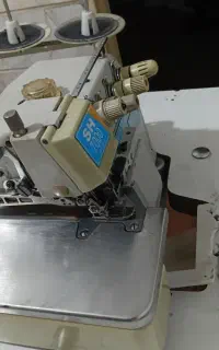 چرخ سردوز  به علت تغییر شغل فروخته میشود