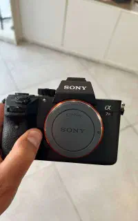 سونی a7r iii - در حد آکبند فوق العاده نو و کم کار
