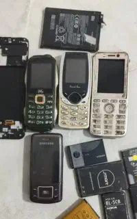 جمع آوری  گوشی وبرد خراب وسوخته