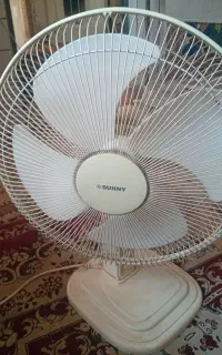 پنکه ایستاده و پایه بلند دار