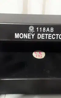 دستگاه تست اسکناس