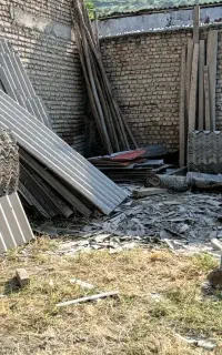 ایرانیت و آهن و چوب