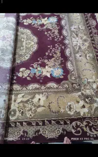 فرش ۱۲ متری ماشینی رنگ زرشکی و کرم