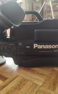 دوربین فیلم برداری پاناسونیک M3500