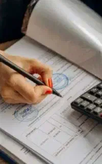 انجام خدمات مالی مالیاتی (مشاوره اول رایگان)